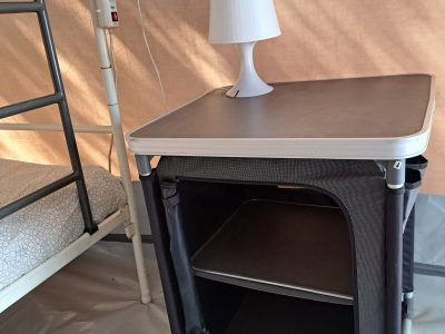 4p tent - nightstand and light